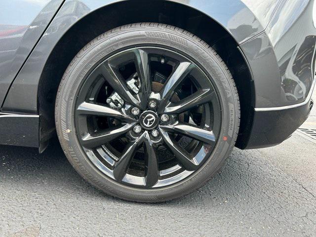 Photo of 2024 Machine Gray Metallic Mazda Mazda3