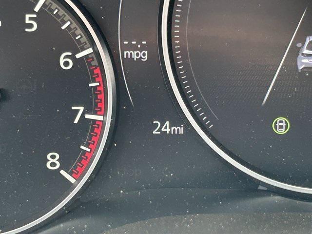 Photo of 2024 Machine Gray Metallic Mazda Mazda3