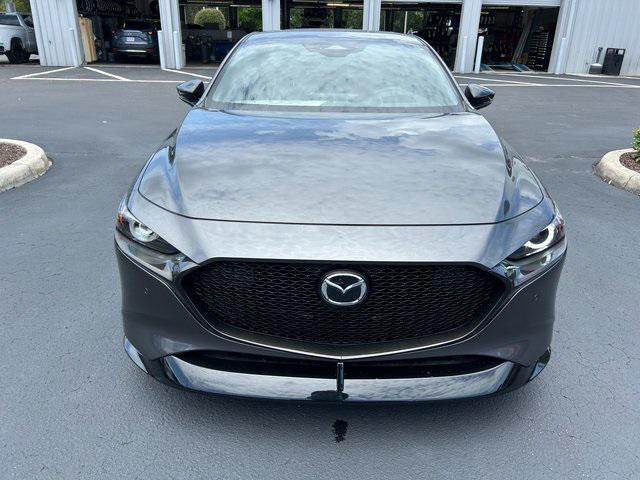 Photo of 2024 Machine Gray Metallic Mazda Mazda3