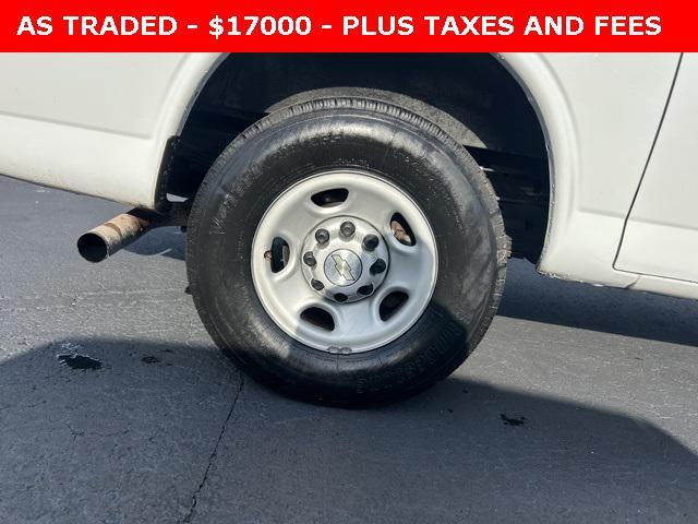 Photo of 2020 Summit White Chevrolet Express 2500
