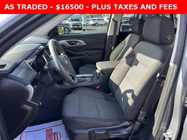 Photo of 2021 Satin Steel Metallic Chevrolet Traverse
