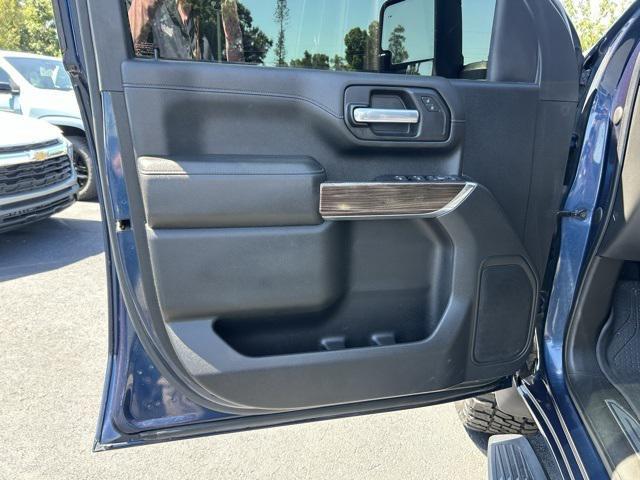 Photo of 2020 Northsky Blue Metallic Chevrolet Silverado 2500