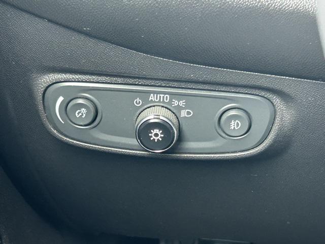 Photo of 2021 Midnight Blue Metallic Chevrolet Equinox