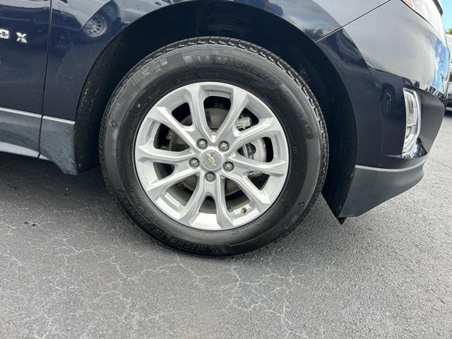 Photo of 2021 Midnight Blue Metallic Chevrolet Equinox