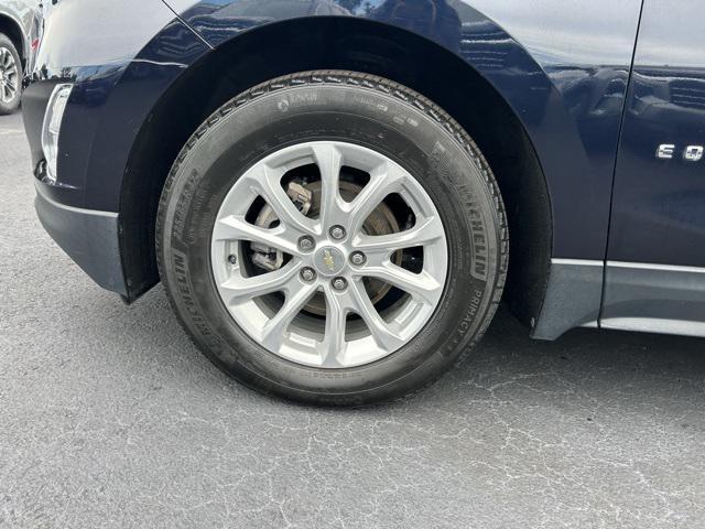 Photo of 2021 Midnight Blue Metallic Chevrolet Equinox