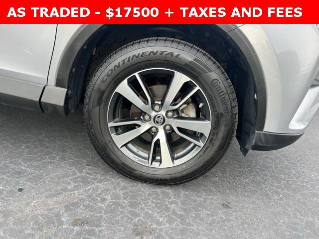 Photo of 2017 Silver Sky Metallic Toyota RAV4