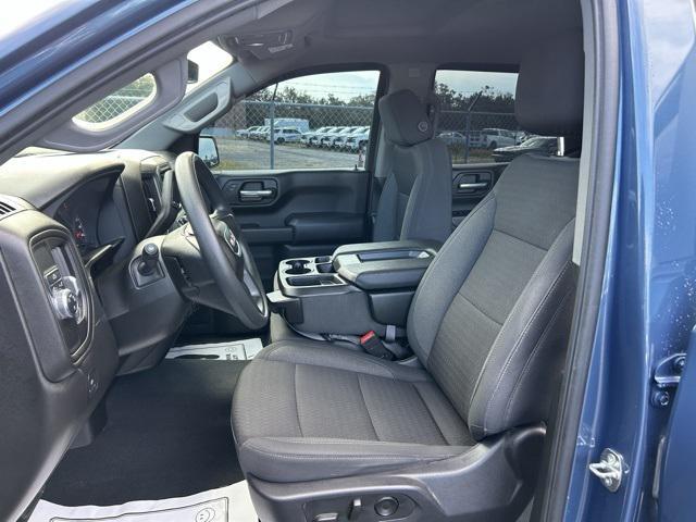 Photo of 2024 Downpour Metallic GMC Sierra 1500