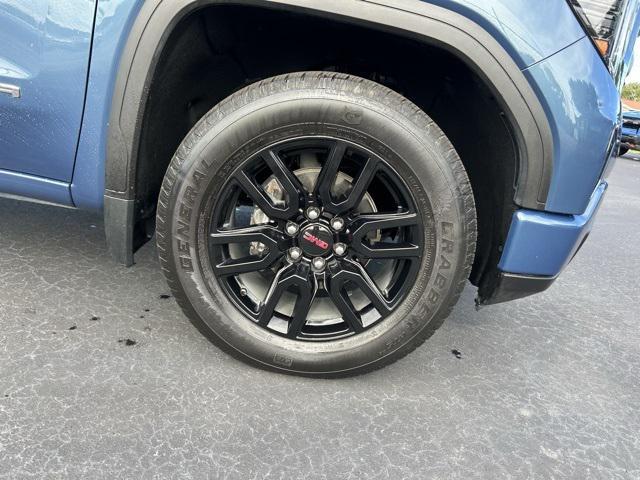 Photo of 2024 Downpour Metallic GMC Sierra 1500