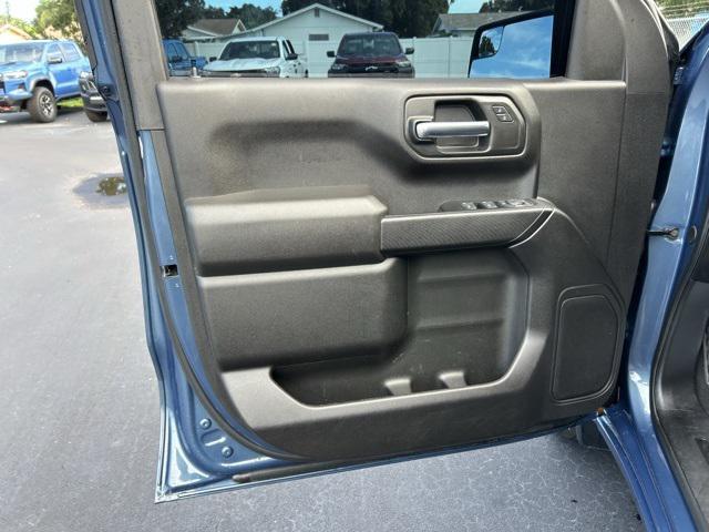 Photo of 2024 Downpour Metallic GMC Sierra 1500