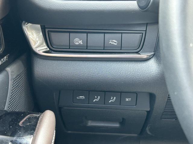 Photo of 2025 Snowflake White Pearl Mica Mazda CX-30
