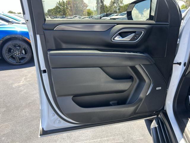 Photo of 2022 Summit White Chevrolet Tahoe