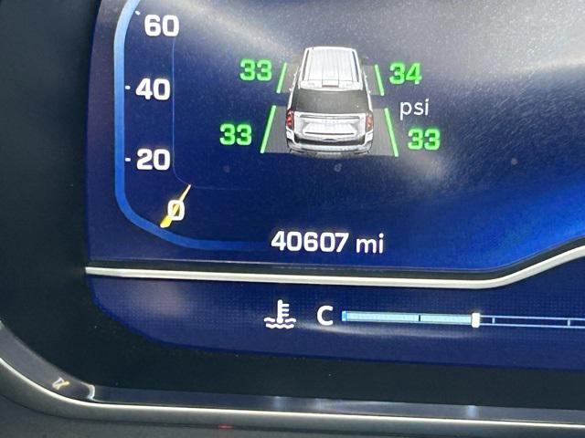 Photo of 2022 Summit White Chevrolet Tahoe