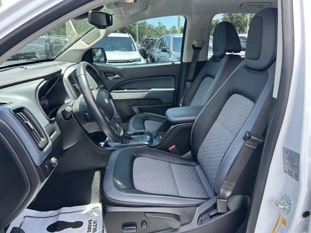 Photo of 2022 Summit White Chevrolet Colorado