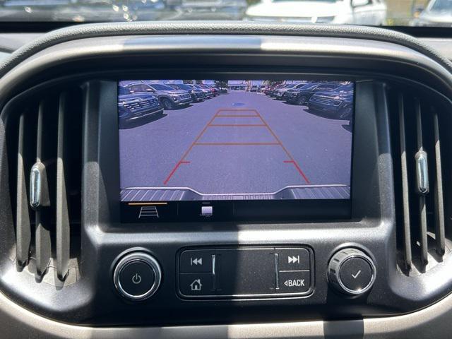 Photo of 2022 Summit White Chevrolet Colorado