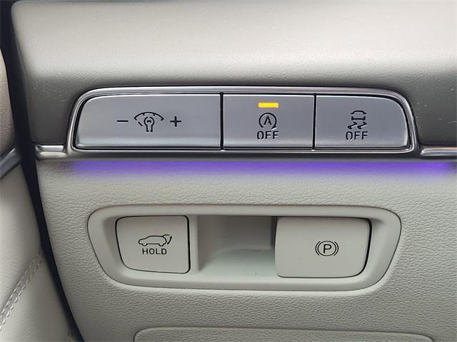 Photo of 2023 Adriatic Blue Genesis GV80