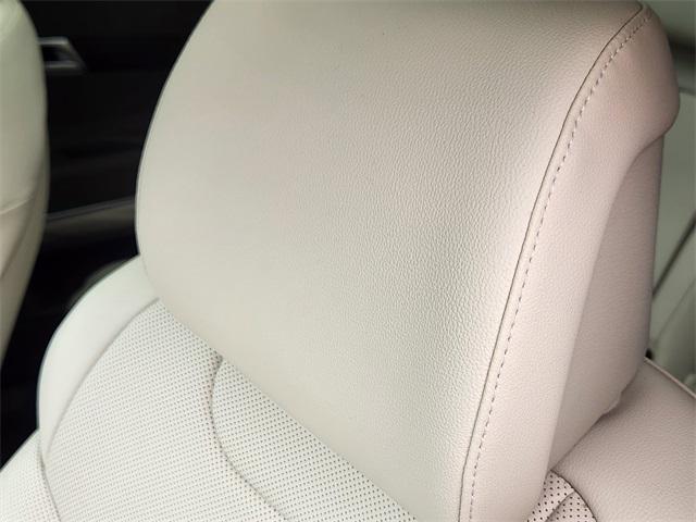 Photo of 2023 Adriatic Blue Genesis GV80