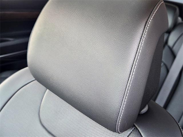 Photo of 2025 White Genesis GV80