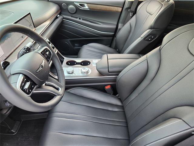 Photo of 2025 White Genesis GV80