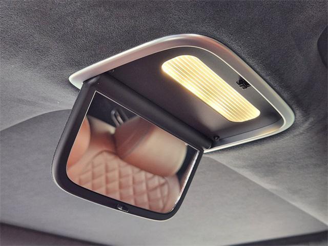 Photo of 2026 Vik Black Genesis GV80