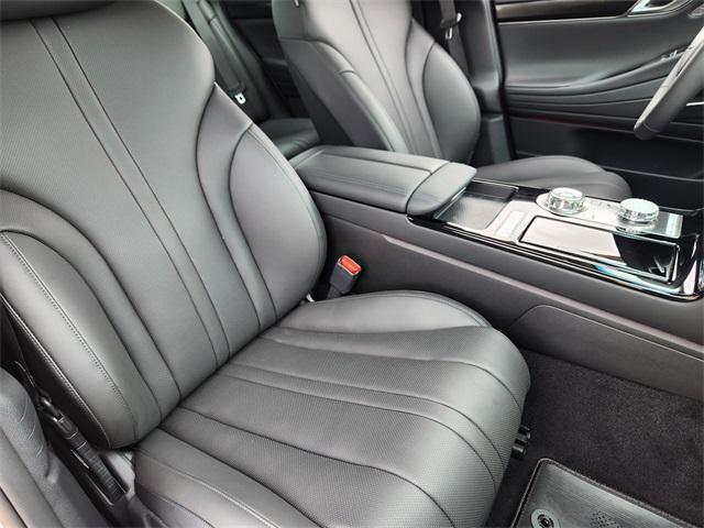 Photo of 2025 Silver Genesis G80