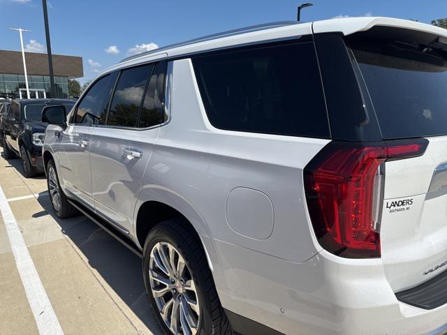 Photo of 2024 White Frost Tricoat GMC Yukon