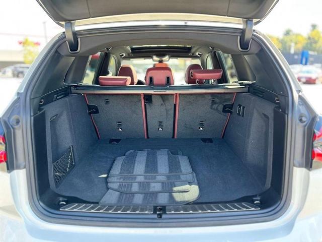 Photo of 2023 Mineral White Metallic BMW X3