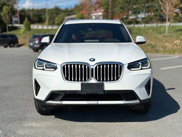 Photo of 2023 Mineral White Metallic BMW X3