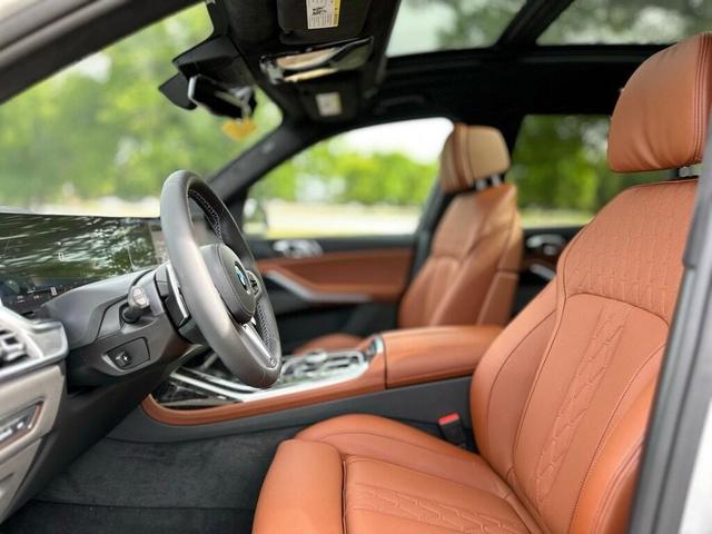 Photo of 2026 Alpine White BMW X7