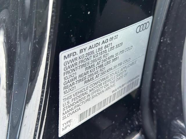 Photo of 2023 Mythos Black Metallic Audi Q8