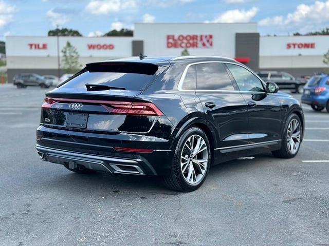 Photo of 2023 Mythos Black Metallic Audi Q8
