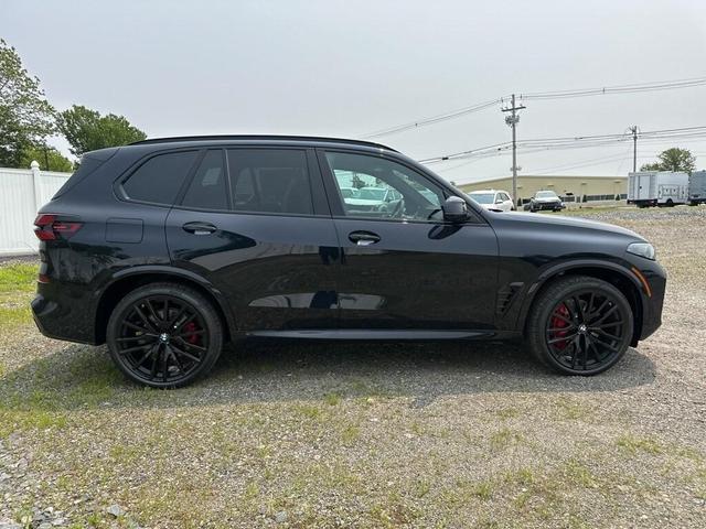 Photo of 2026 Carbon Black Metallic BMW X5