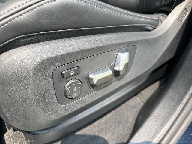 Photo of 2026 Carbon Black Metallic BMW X5
