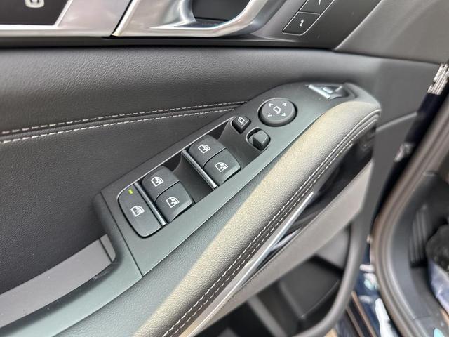 Photo of 2026 Carbon Black Metallic BMW X5