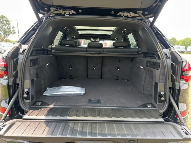 Photo of 2026 Carbon Black Metallic BMW X5