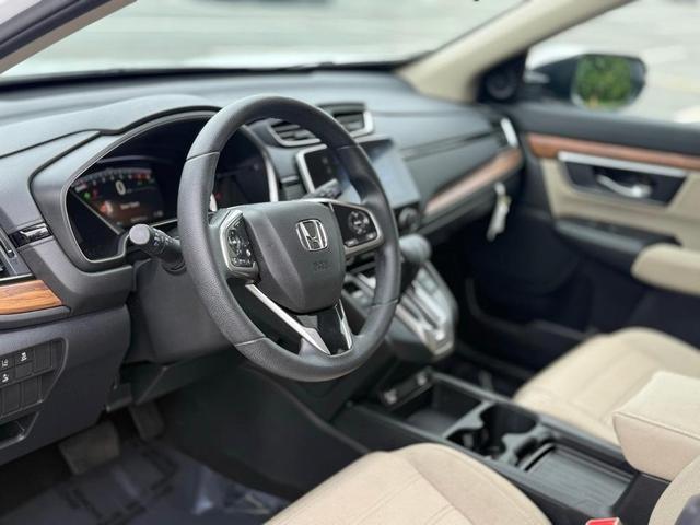 Photo of 2022 White Honda CR-V