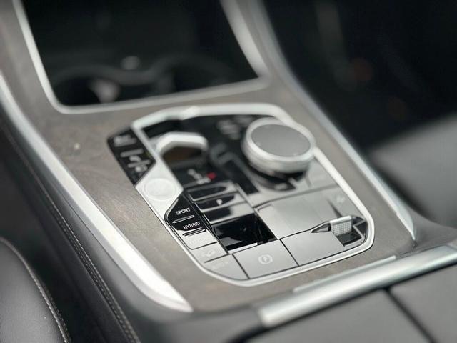 Photo of 2025 Black Sapphire BMW X5 PHEV