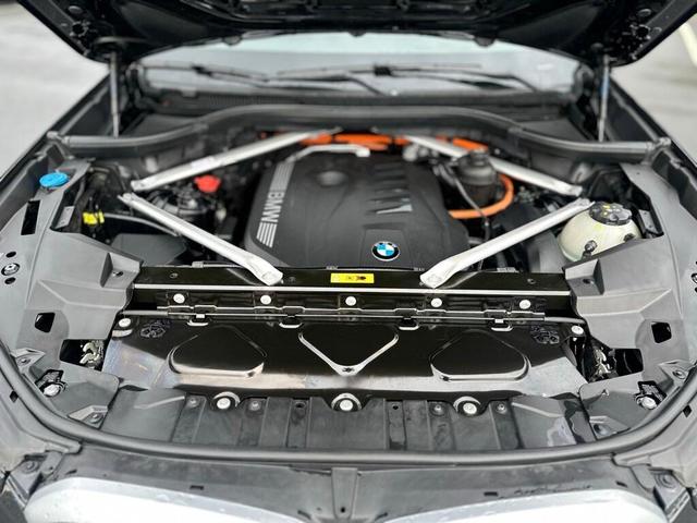 Photo of 2025 Black Sapphire BMW X5 PHEV