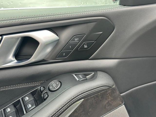 Photo of 2025 Black Sapphire BMW X5 PHEV