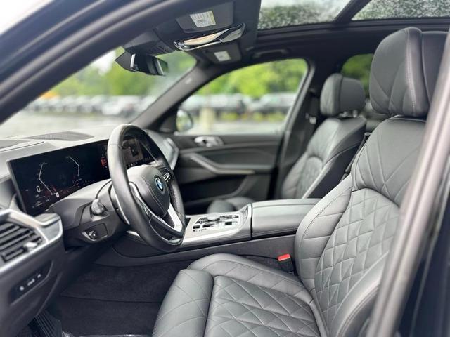 Photo of 2025 Black Sapphire BMW X5 PHEV