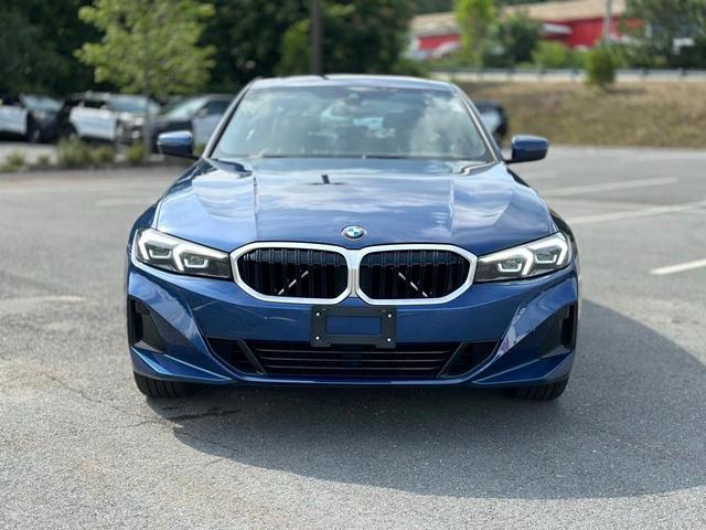 Photo of 2023 Phytonic Blue Metallic BMW 330