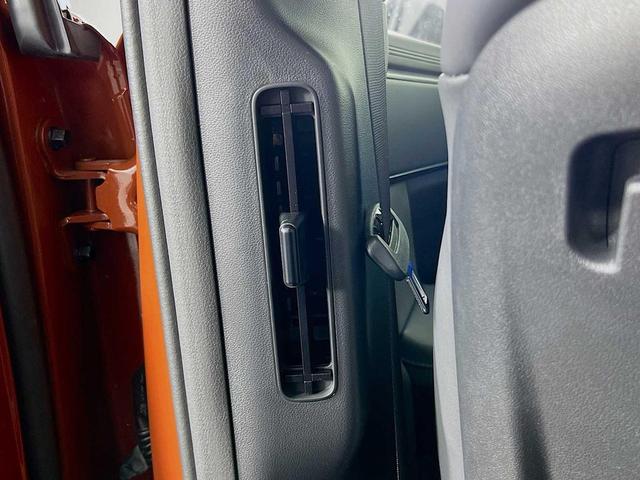 Photo of 2025 Terracotta Orange Hyundai SANTA FE HEV