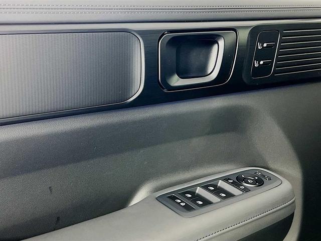 Photo of 2026 Serenity White Hyundai SANTA FE HEV