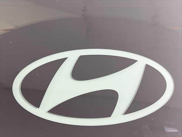 Photo of 2025 Serenity White Pearl Hyundai TUCSON