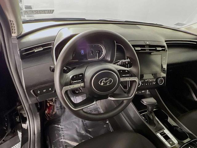 Photo of 2023 Phantom Black Hyundai TUCSON