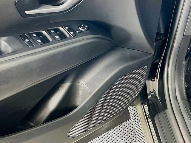 Photo of 2023 Phantom Black Hyundai TUCSON