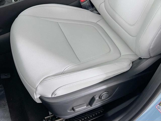 Photo of 2025 Blue Stone Hyundai SANTA CRUZ