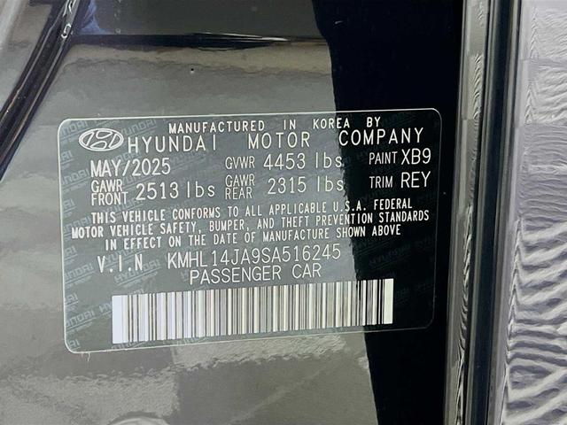 Photo of 2025 Carbon Blue Hyundai SONATA