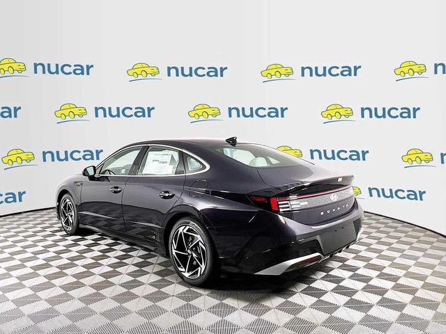Photo of 2025 Carbon Blue Hyundai SONATA
