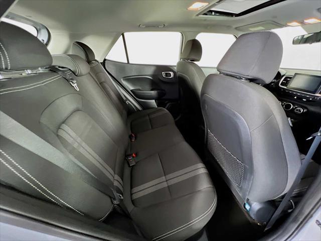 Photo of 2022 Stellar Silver Hyundai VENUE
