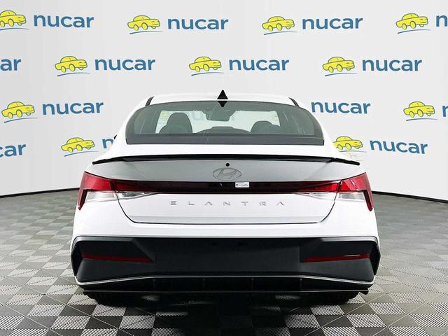 Photo of 2025 Serenity White Hyundai ELANTRA